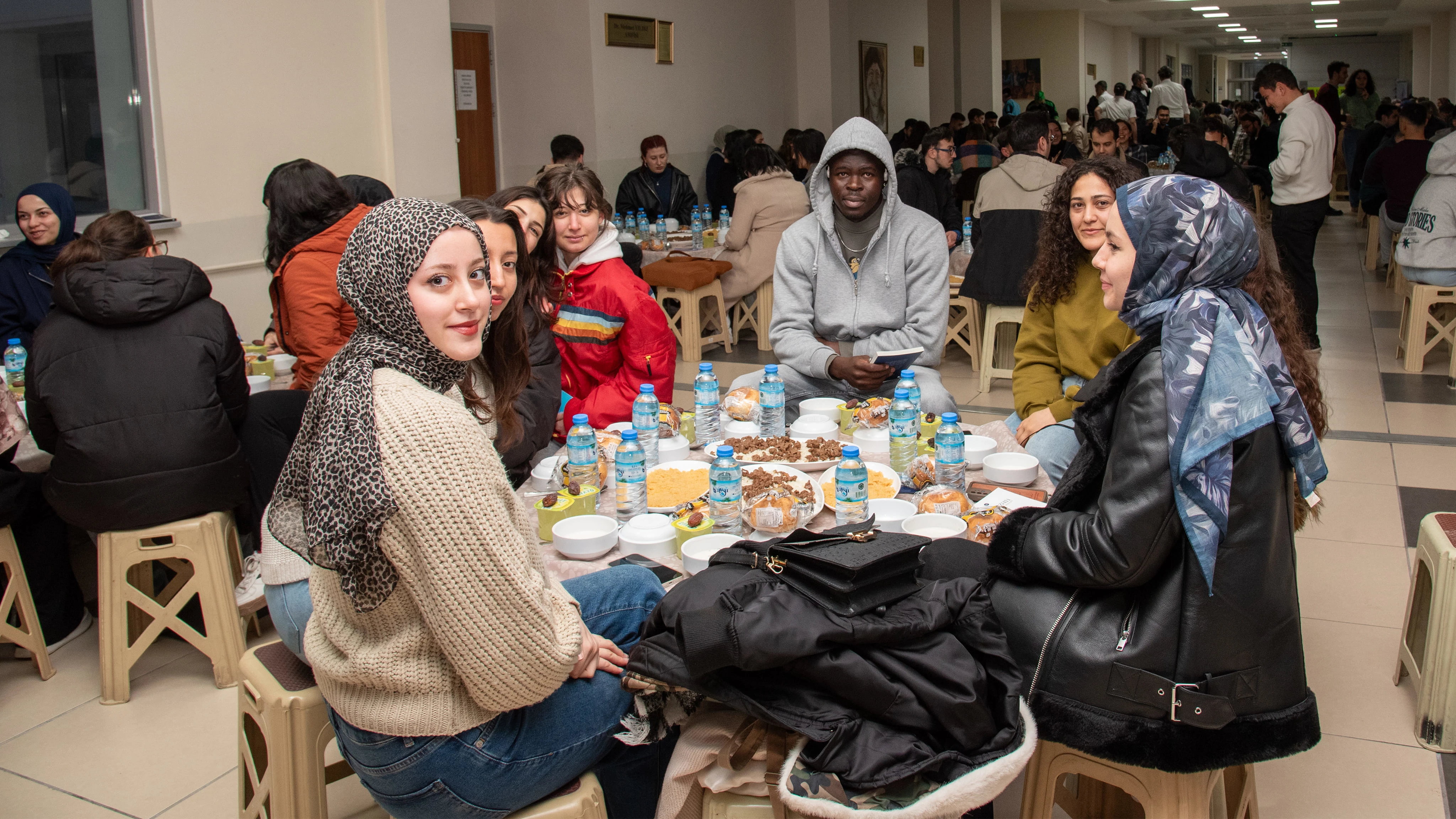 SÜMEDER ve Türkiye Diyanet Vakfı, İİBF’de iftar programı gerçekleştirdi